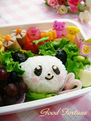 幼稚園のキャラ弁 パンダちゃんおにぎり弁当 Good Fortune こどもたちと一緒の時間